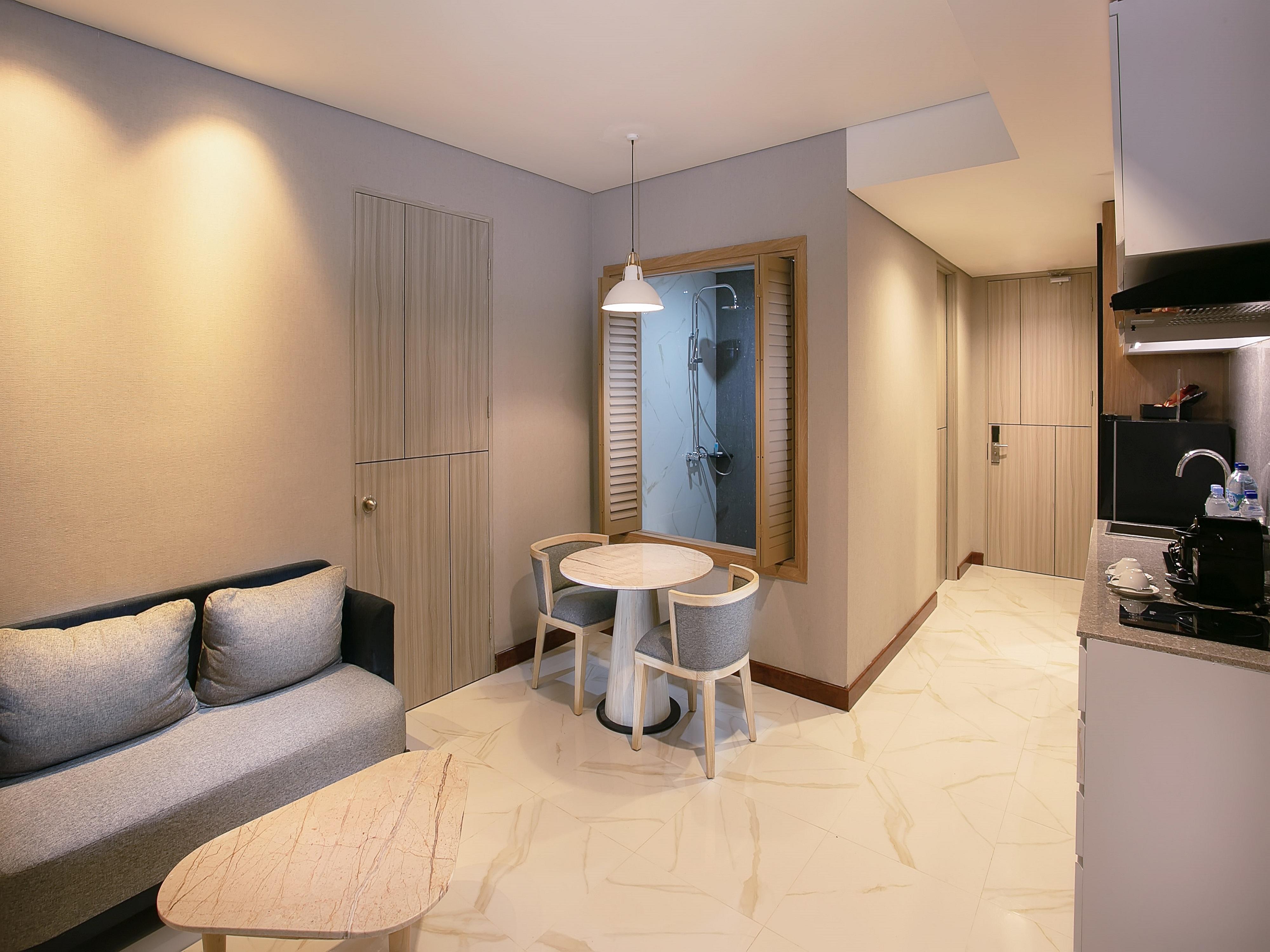 Blue Sky Hotel Balikpapan Buitenkant foto