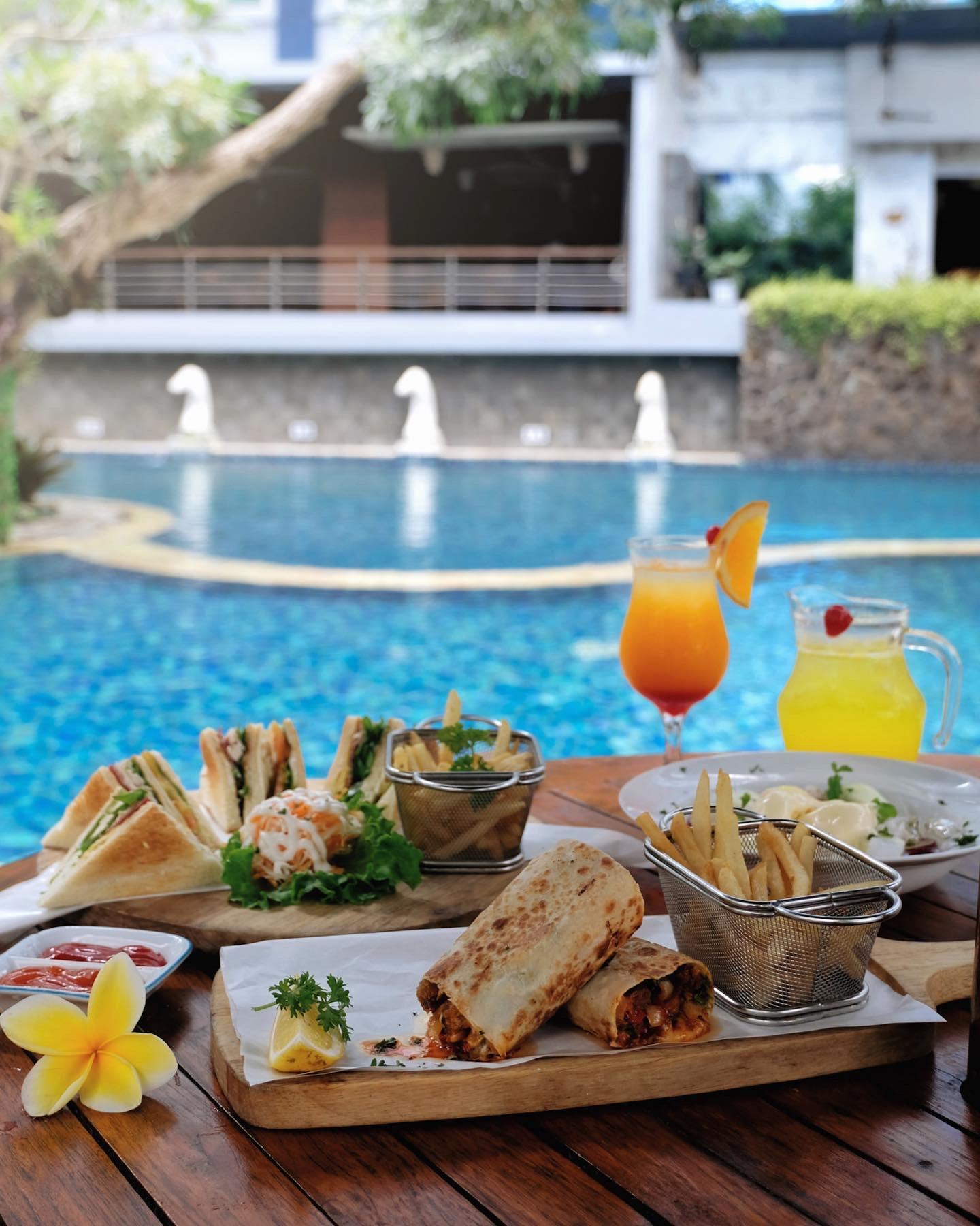 Blue Sky Hotel Balikpapan Buitenkant foto