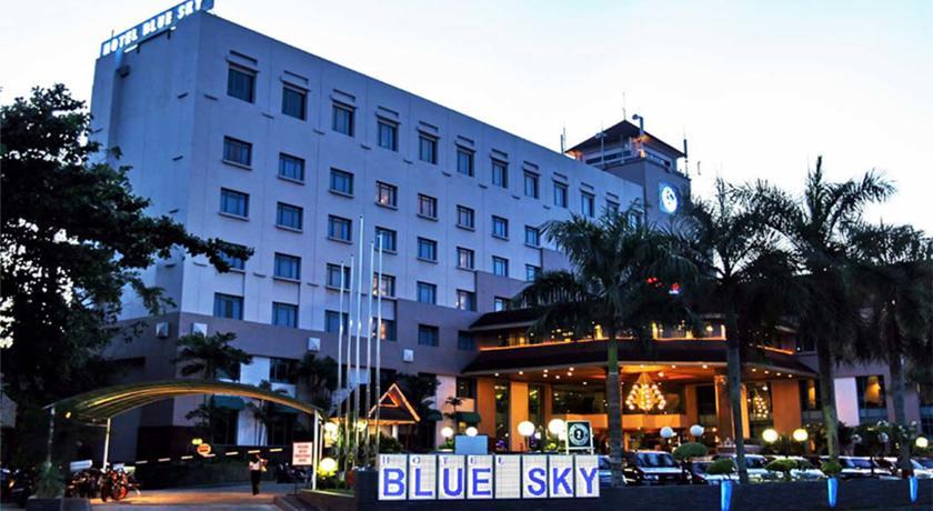 Blue Sky Hotel Balikpapan Buitenkant foto