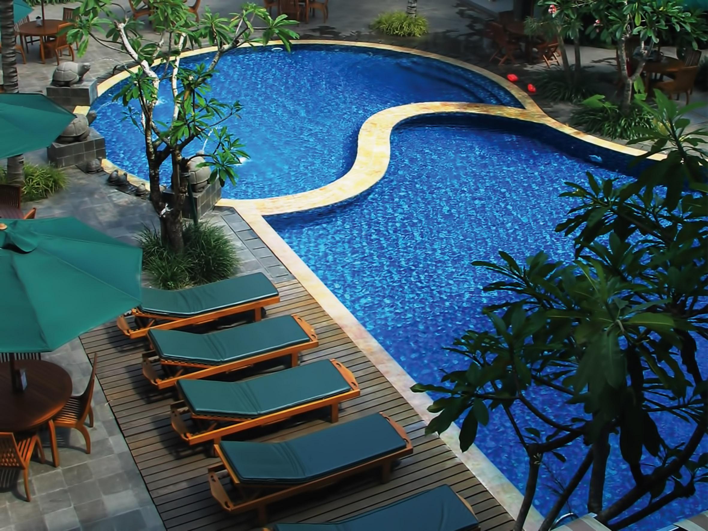 Blue Sky Hotel Balikpapan Buitenkant foto